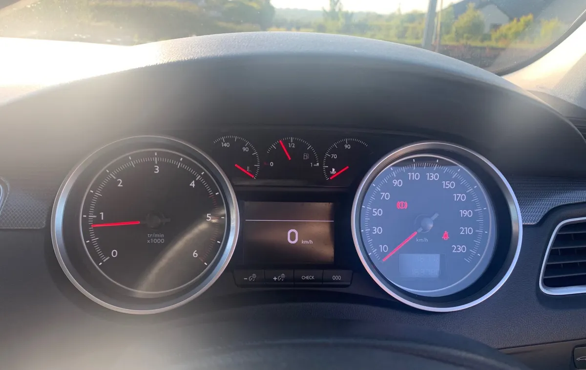 Peugeot 508 2016 - Image 3