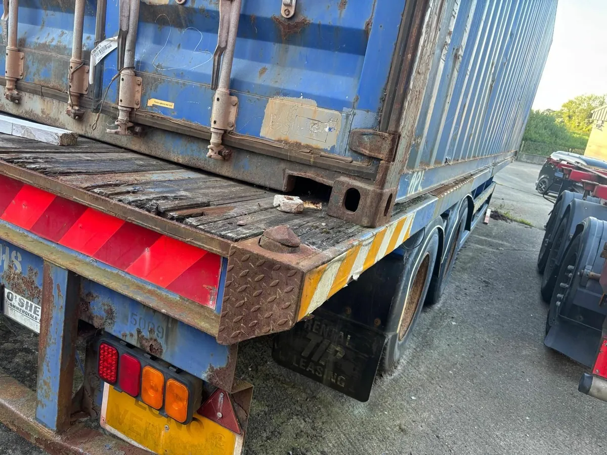 40 foot flat Trailers - Image 3
