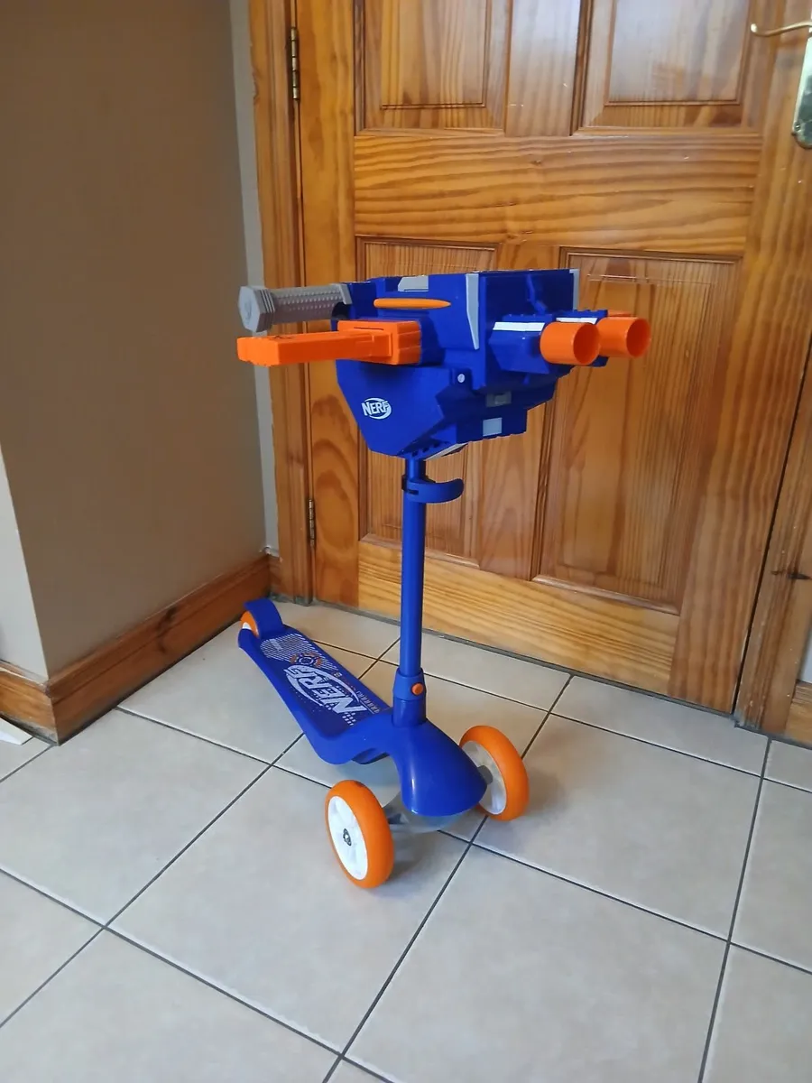 Nerf scooter - Image 1