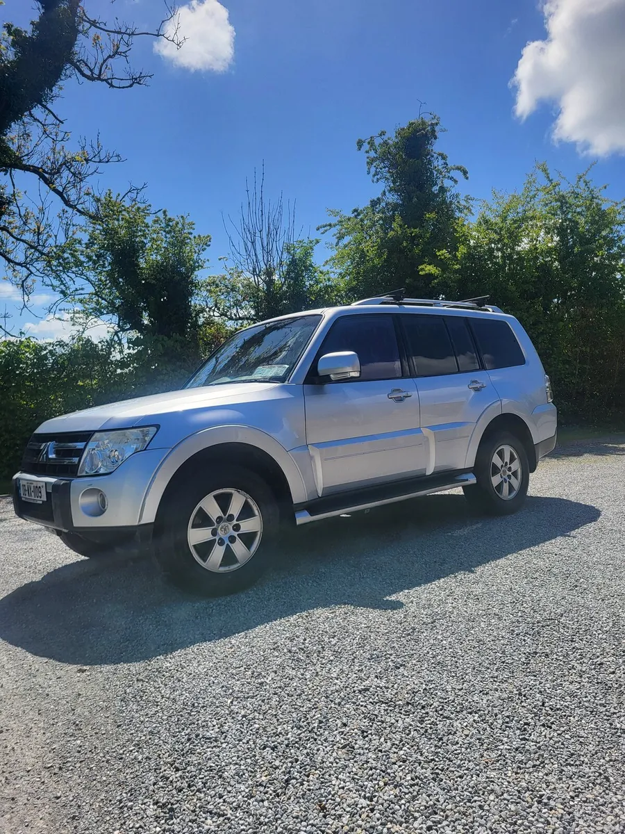 Mitsubishi Pajero 2008 - Image 2