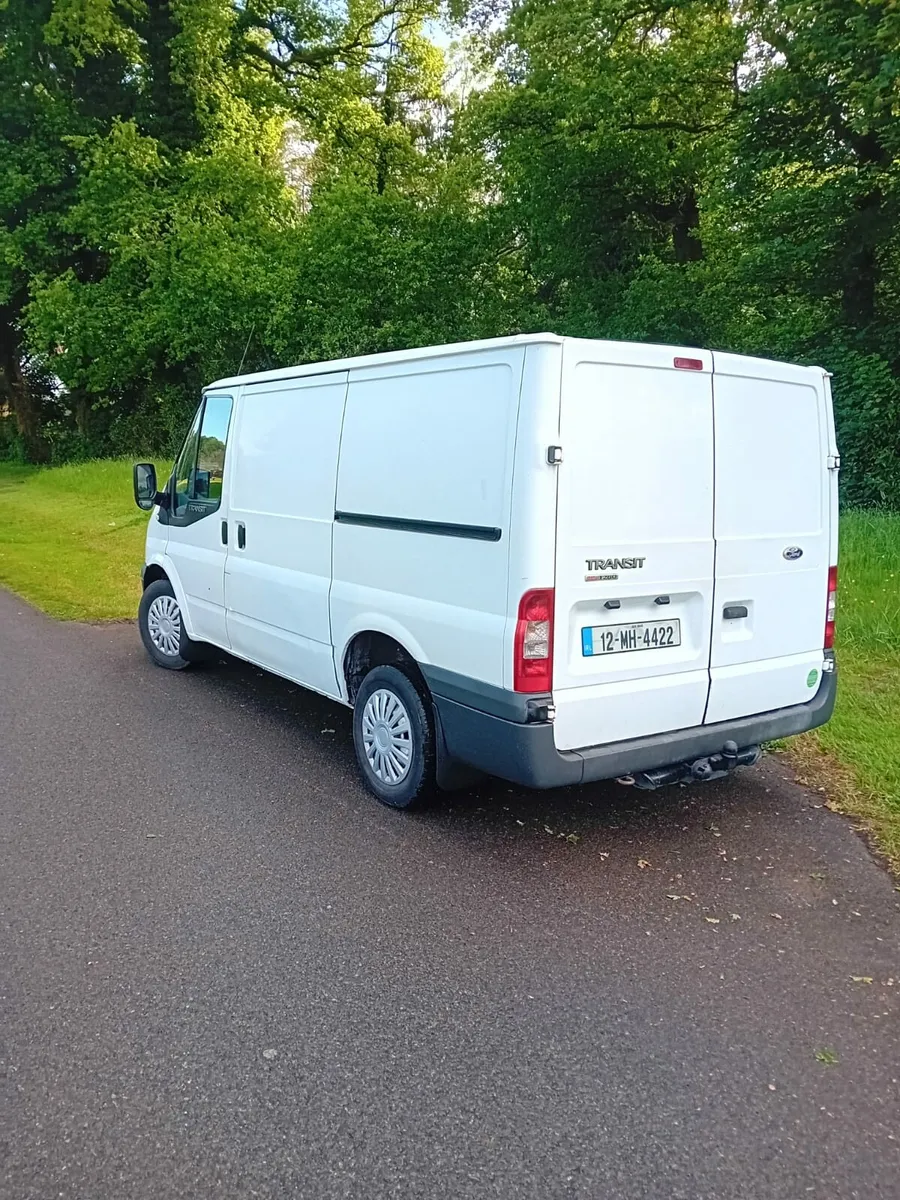 Ford Tranzit - Image 3