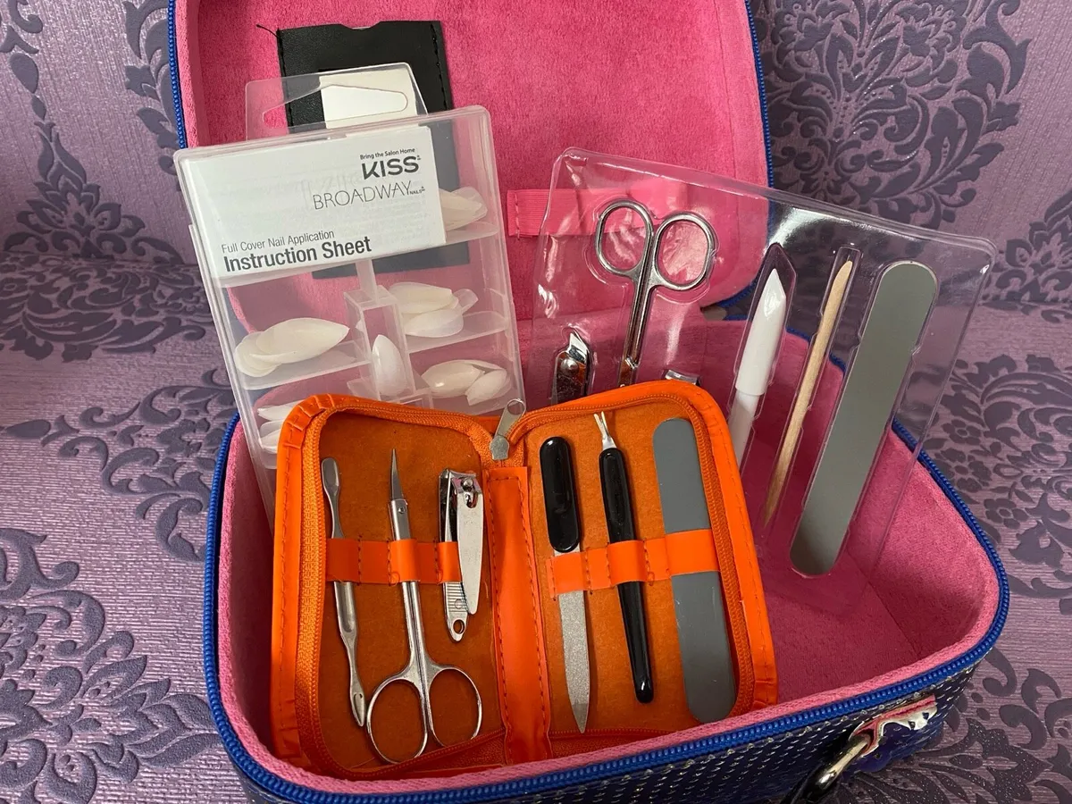 Jewellery and Nail set Box - Image 3