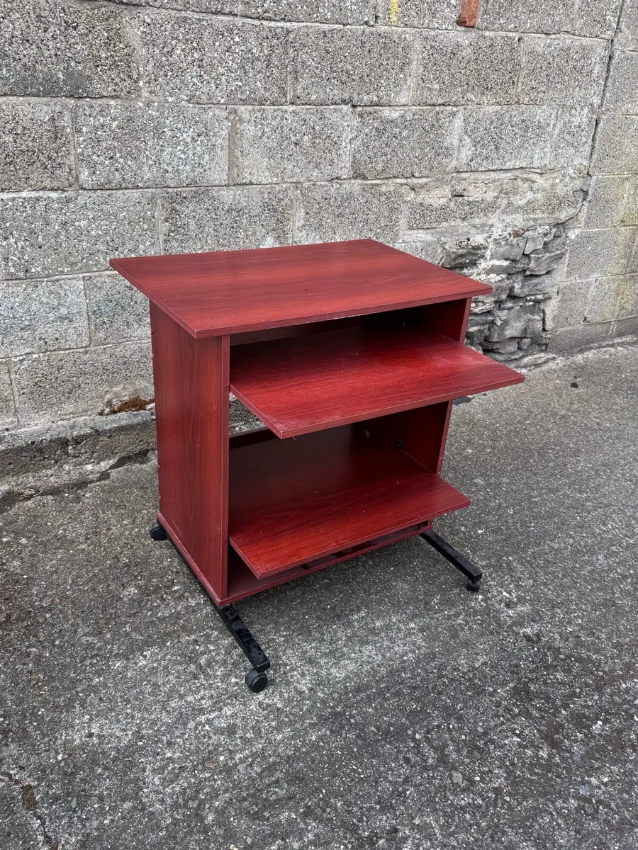 Computer Desk - Image 1