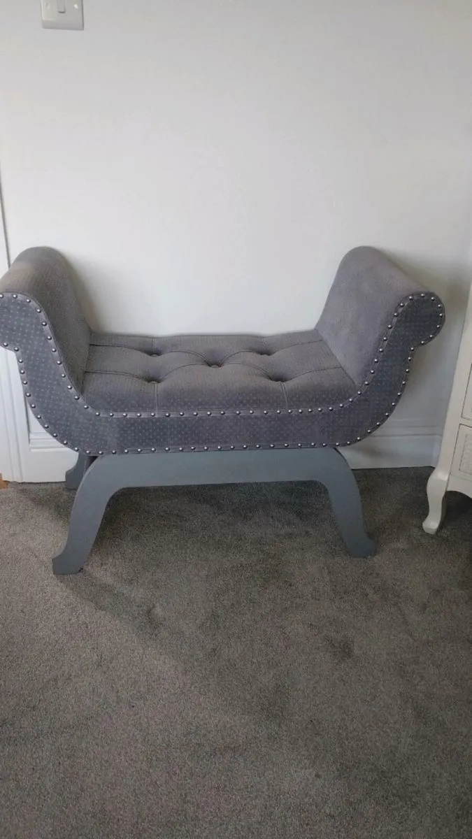 Decorative chair - Image 4