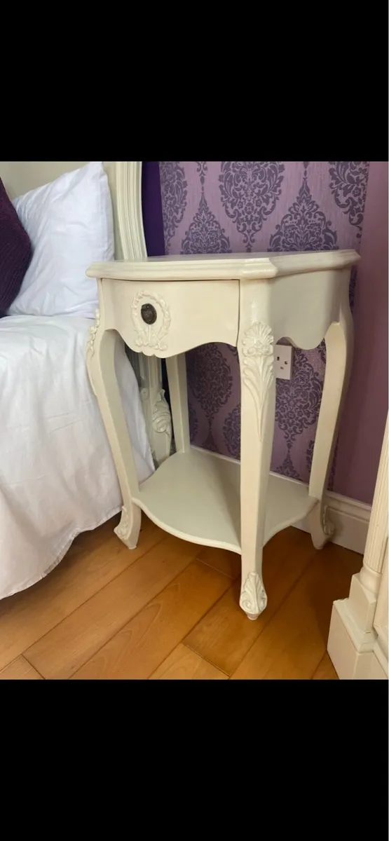 Antique Wooden Bedside Locker - Image 4