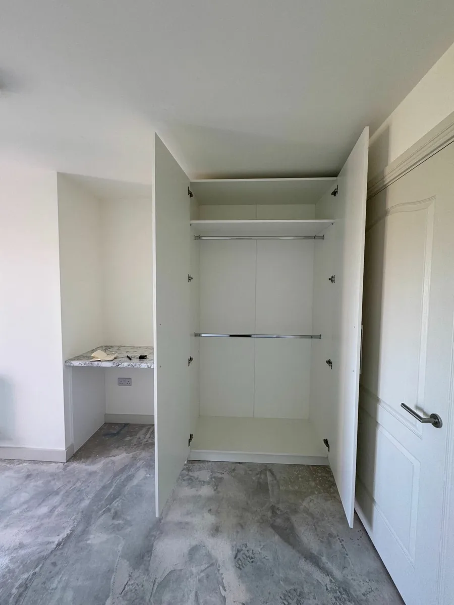 2 Fitted wardrobes (must be dismantled) - Image 1