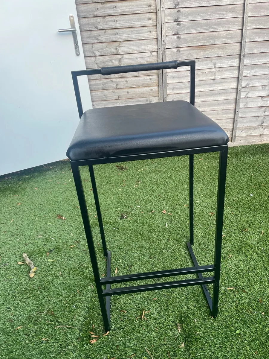 Bar stool - Image 4