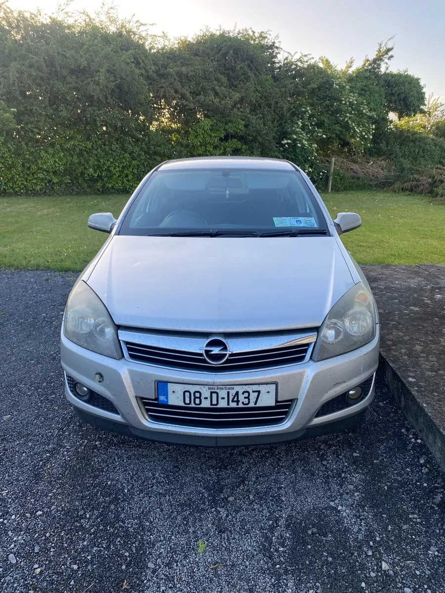 Opel Astra - Image 1