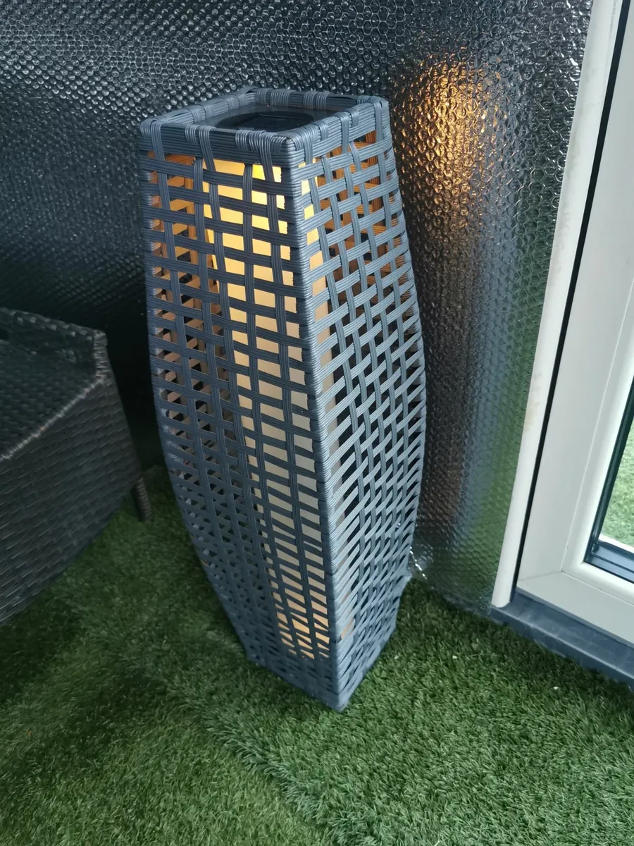 Quality Pair of Solar Rattan Garden Floor Lamps - Image 4