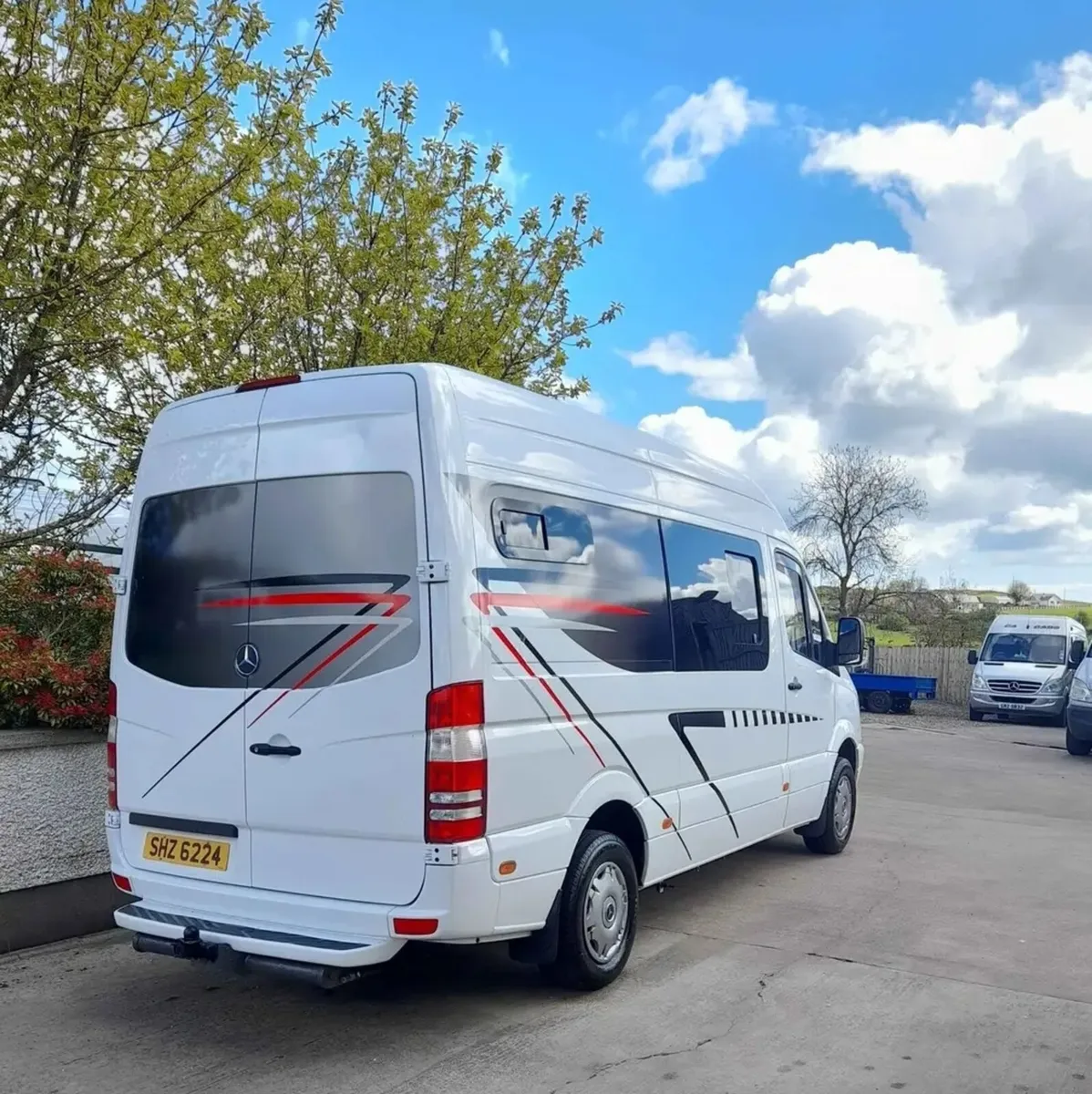 Mercedes Sprinter day van - Image 2