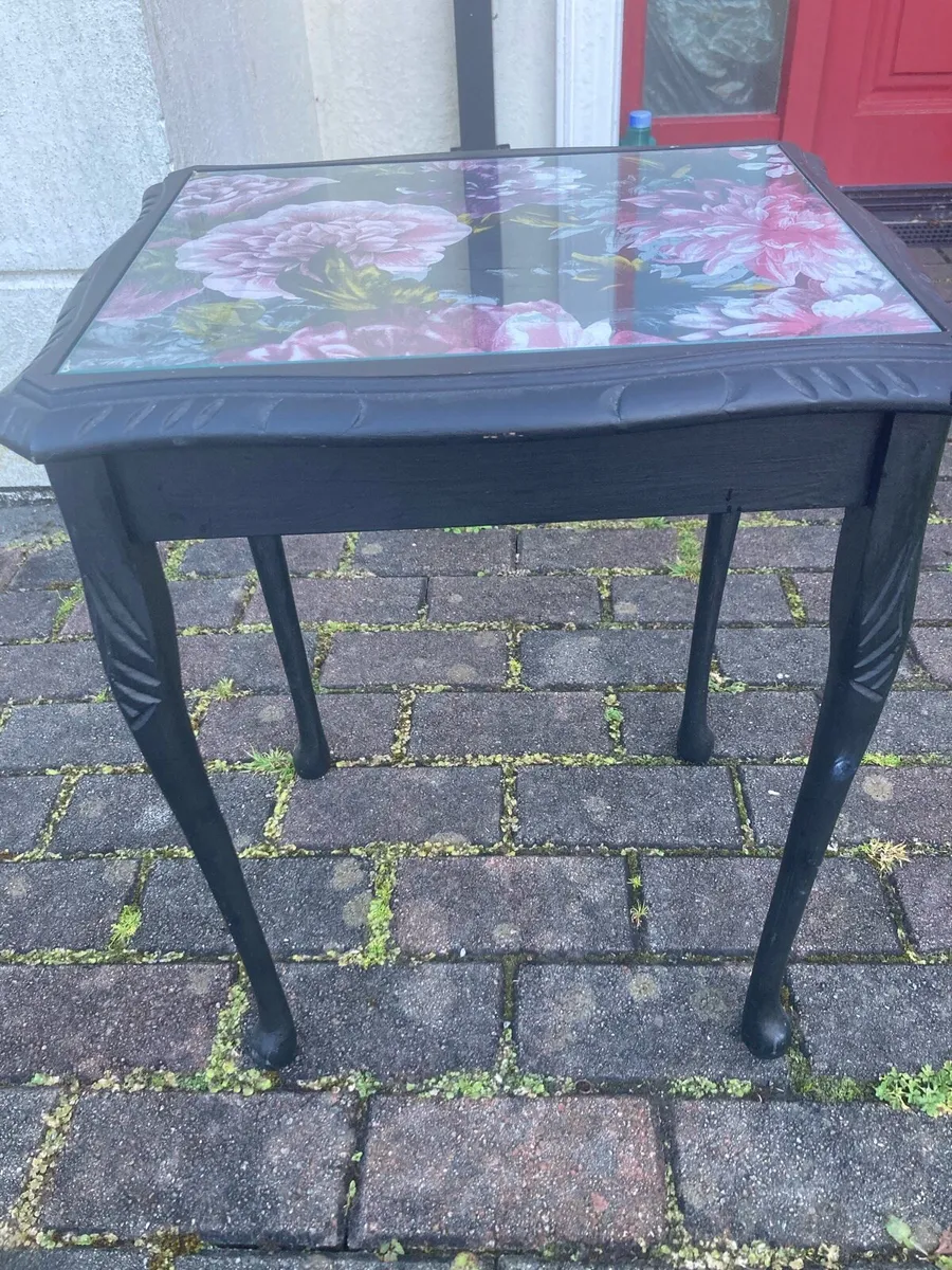 Small up-cycled table - Image 1