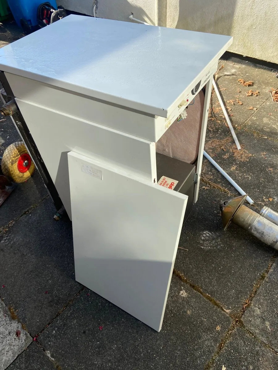 Oil boiler - Image 3