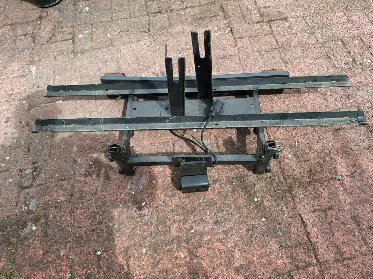 2 Bicycle Carrier - Image 2