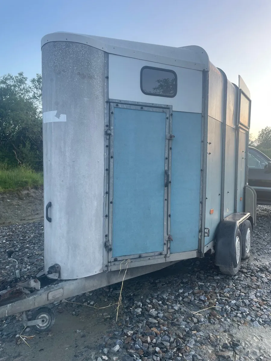 Hudson horse trailer - Image 1