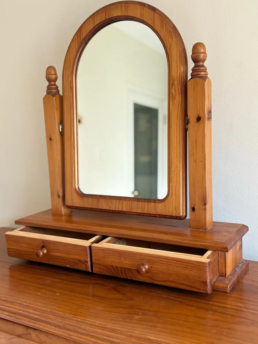 Small 2 drawer cabinet - Image 2