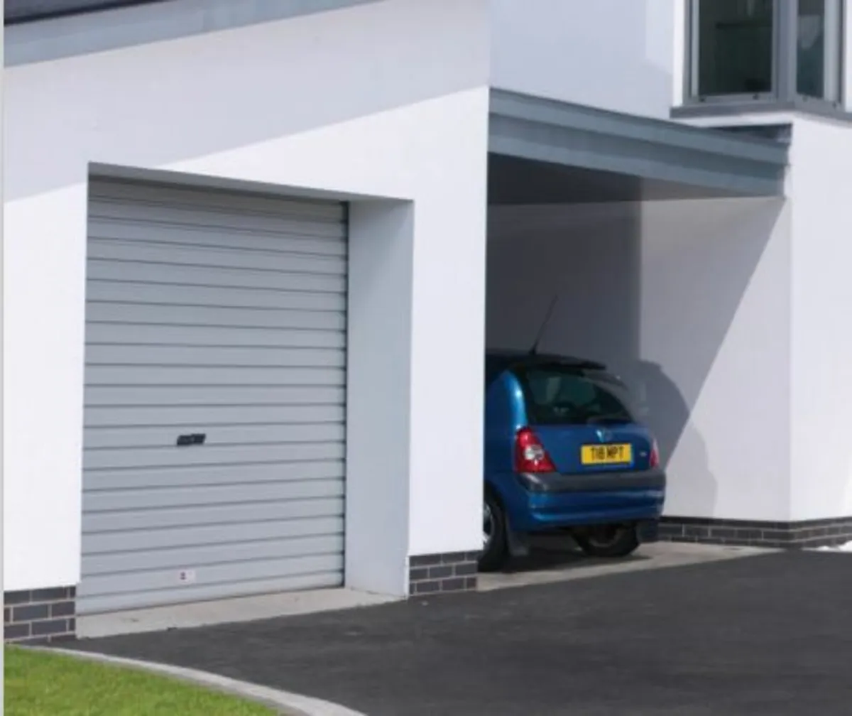 roller  shutters  /  roller  doors - Image 3
