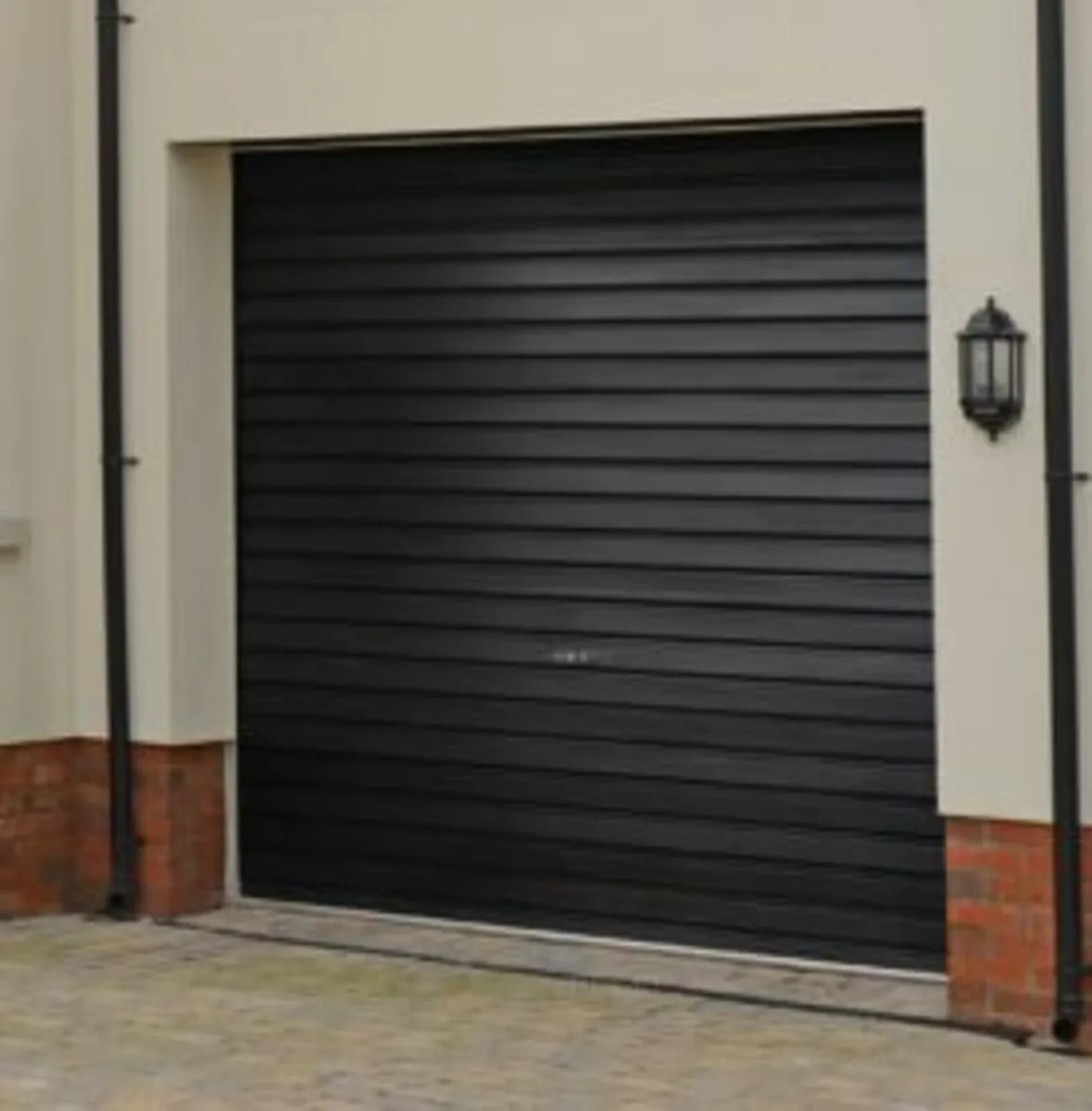 roller  shutters  /  roller  doors - Image 4