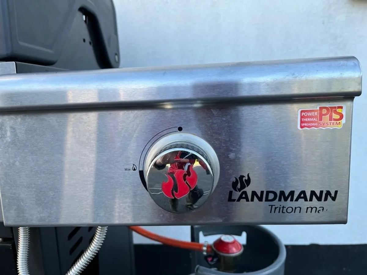 Landmann Gas Barbecue - Image 2
