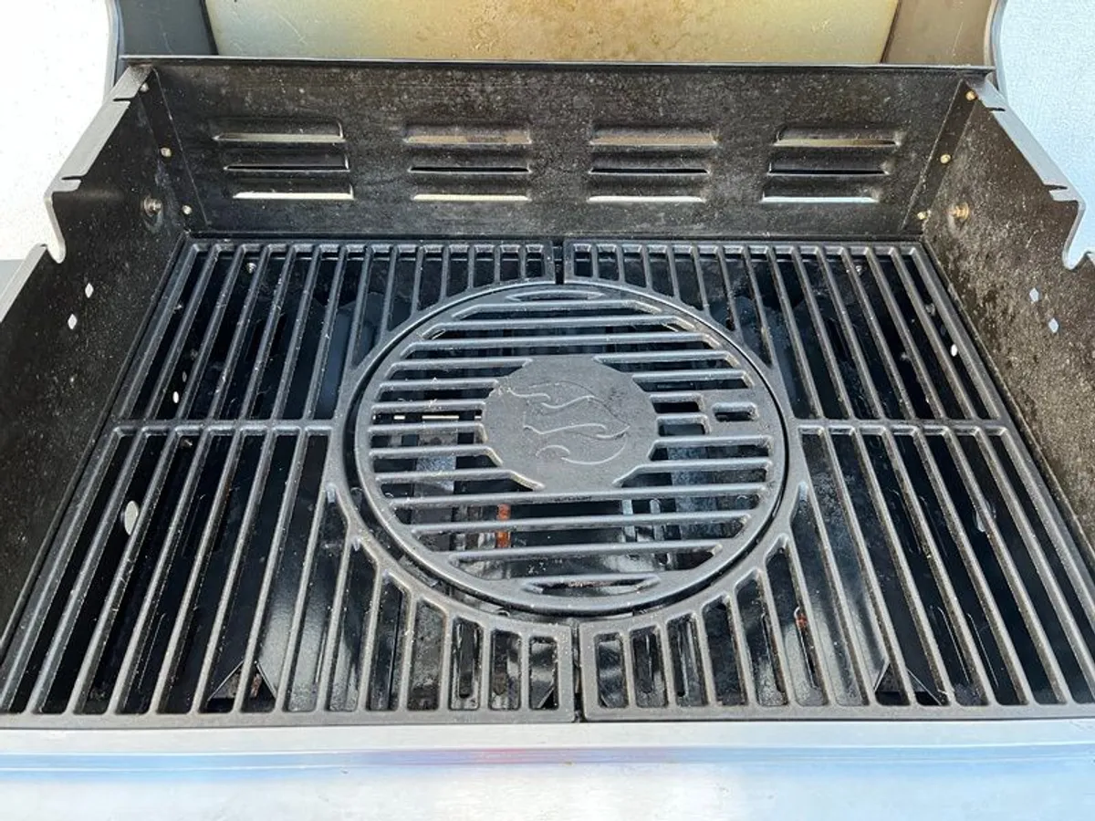 Landmann Gas Barbecue - Image 3