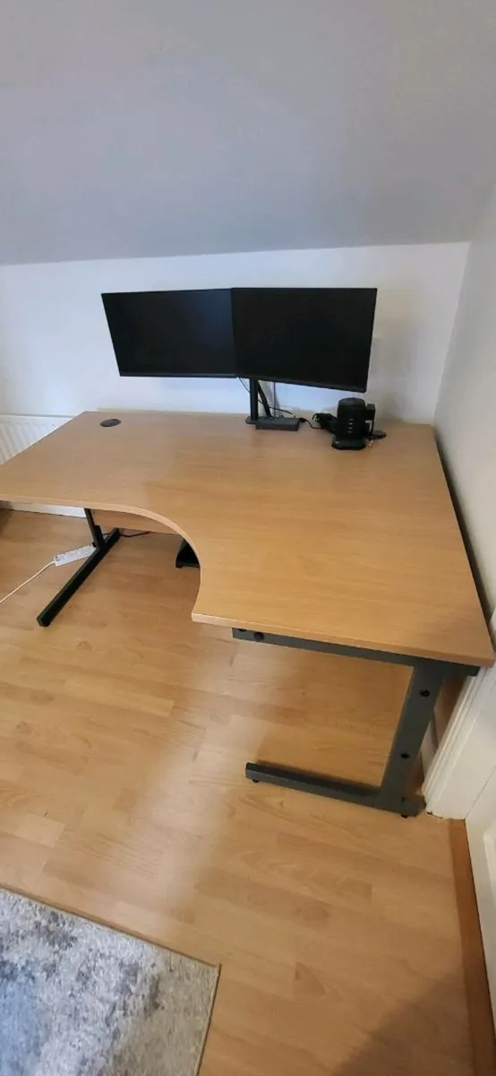 Office Desk - Image 2