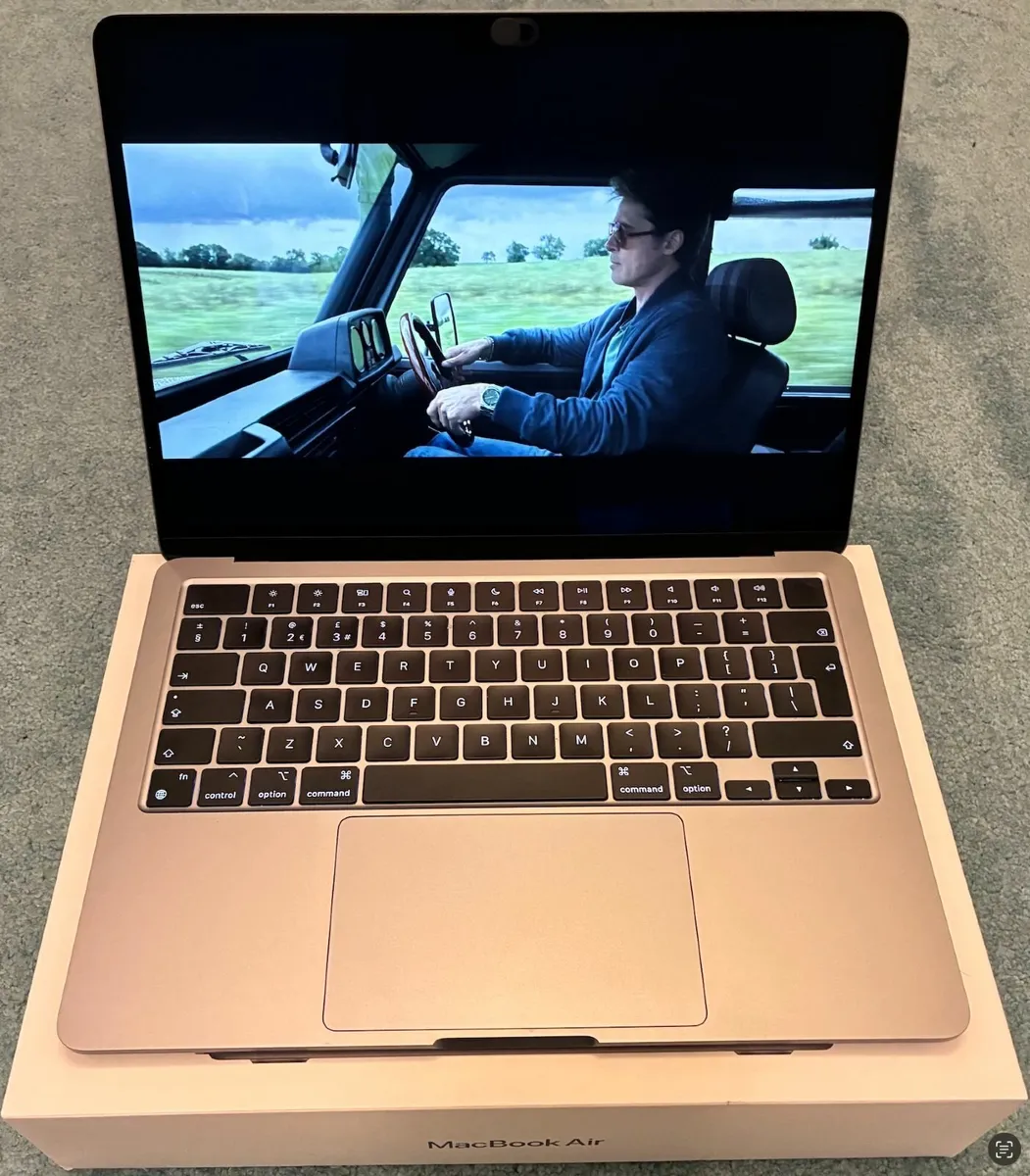 Macbook Air M3 8gb/256gb AppleCare+ - Image 1