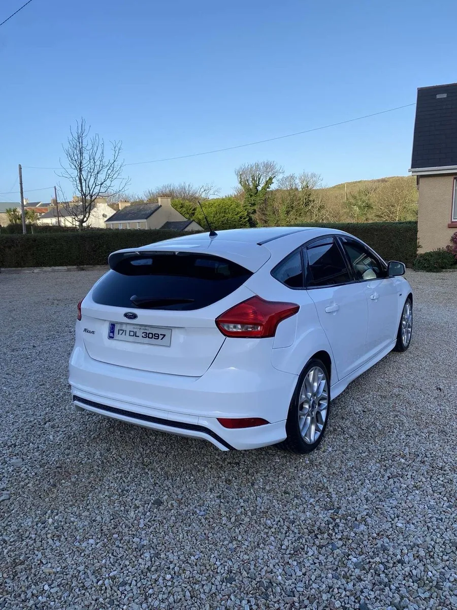 Ford focus - Image 2