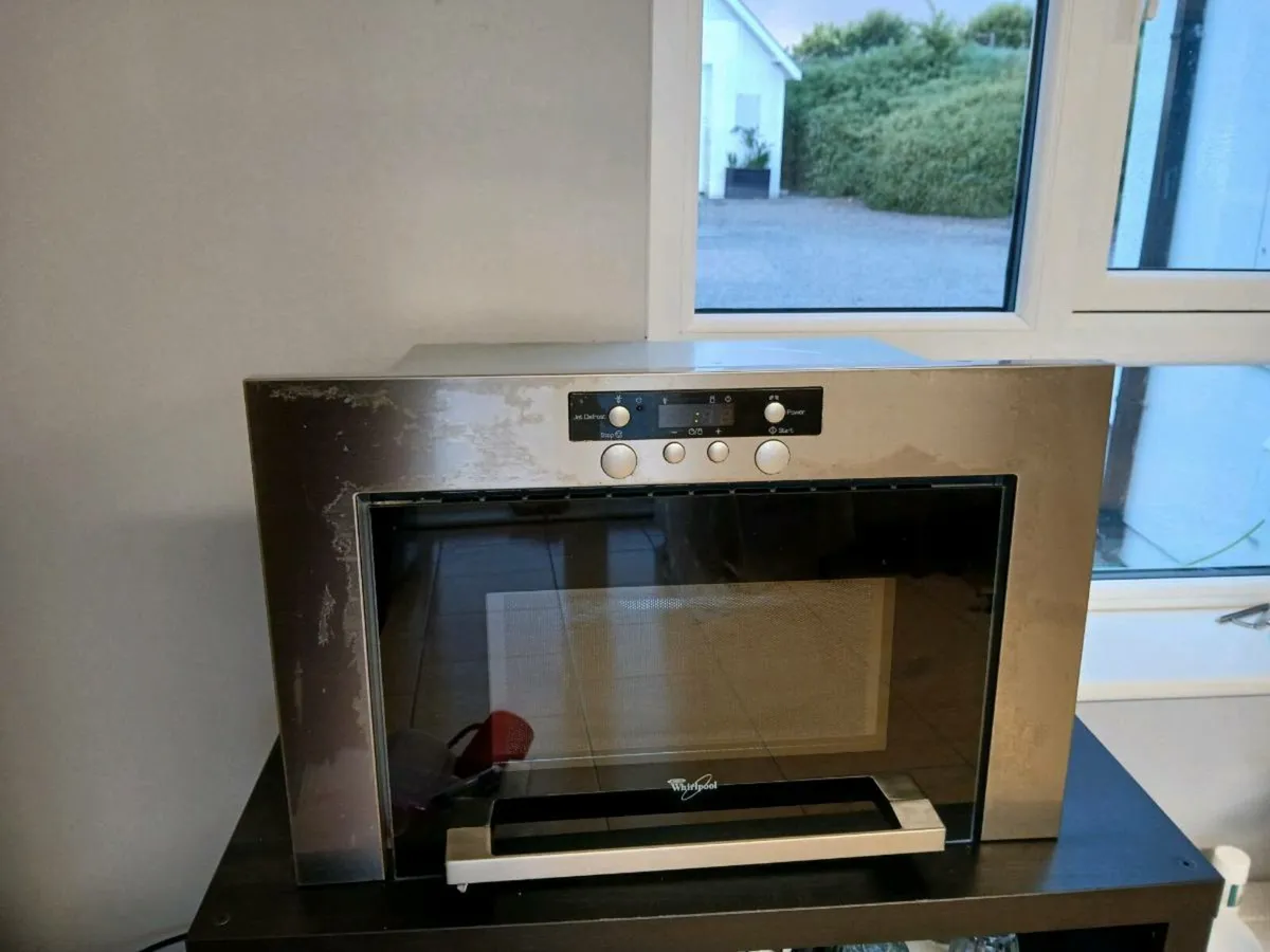American Fridge freezer + intergrated microwave - Image 3