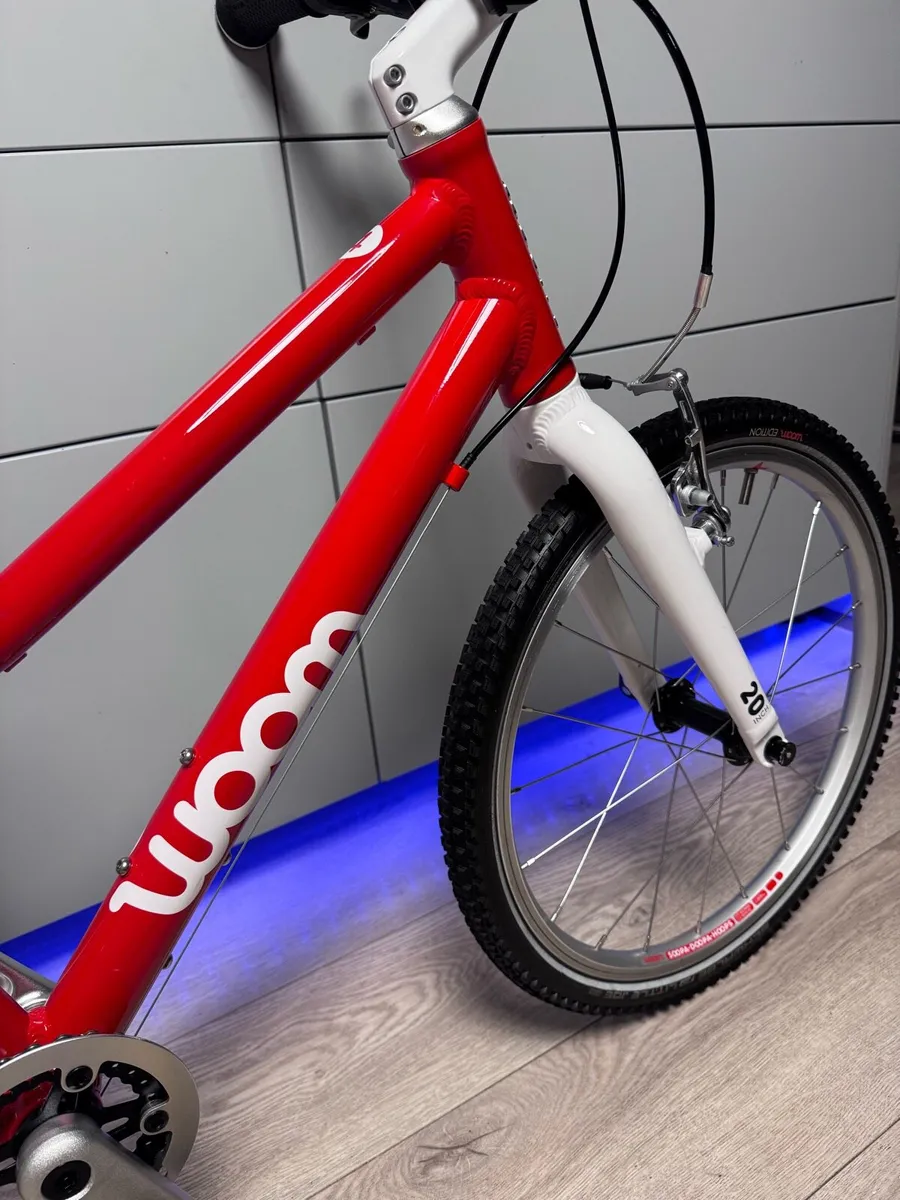 WOOM 4 Kids Bike 20 inch (Like NEW) - Image 3