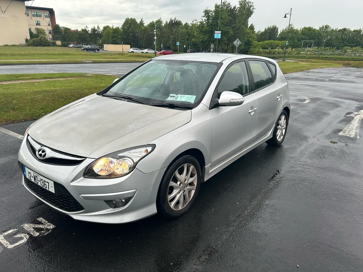 Hyundai i30 1.6 diesel,taxed(read add) - Image 1