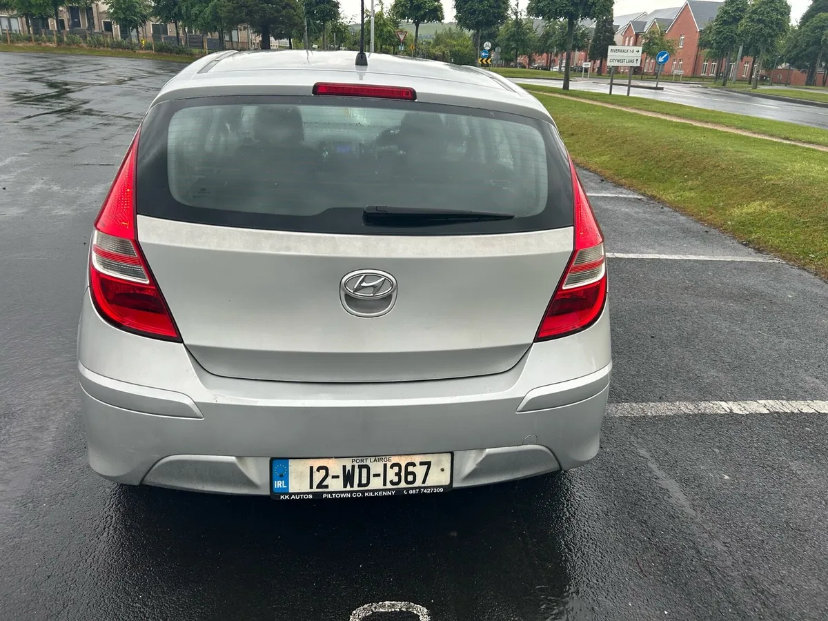 Hyundai i30 1.6 diesel,taxed(read add) - Image 4