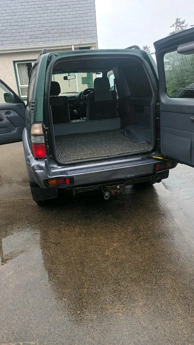 TOYOTA LANDCRUIZER .GLENTIES/PORTNOO AREA .Donegal - Image 3