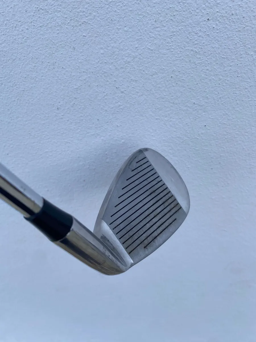 Set of Stinger Left-Handed Golf Clubs - Image 2