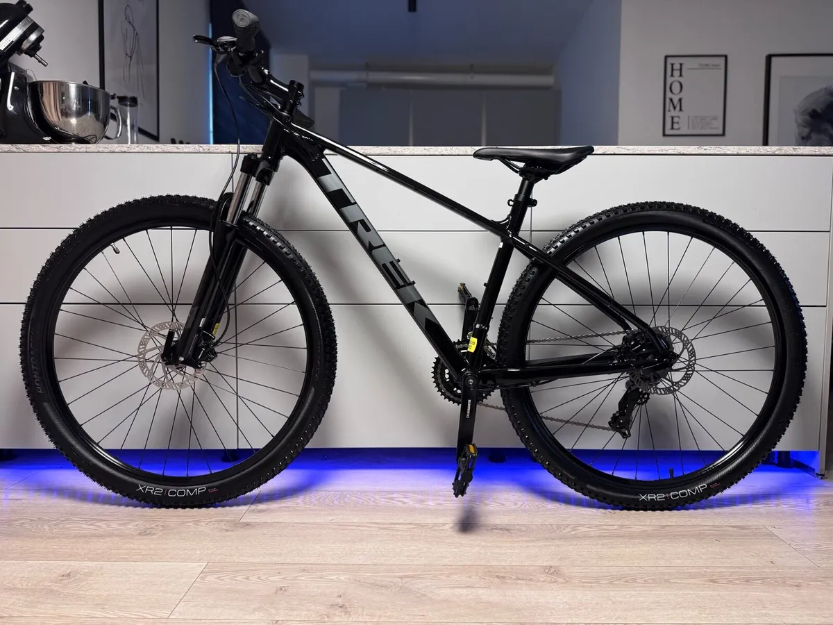 TREK Marlin MTB (Like NEW) - Image 2