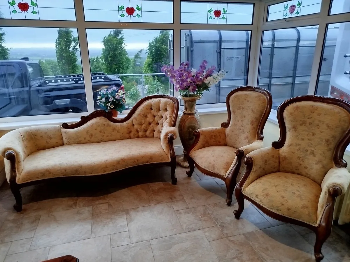 Home furniture - Image 1