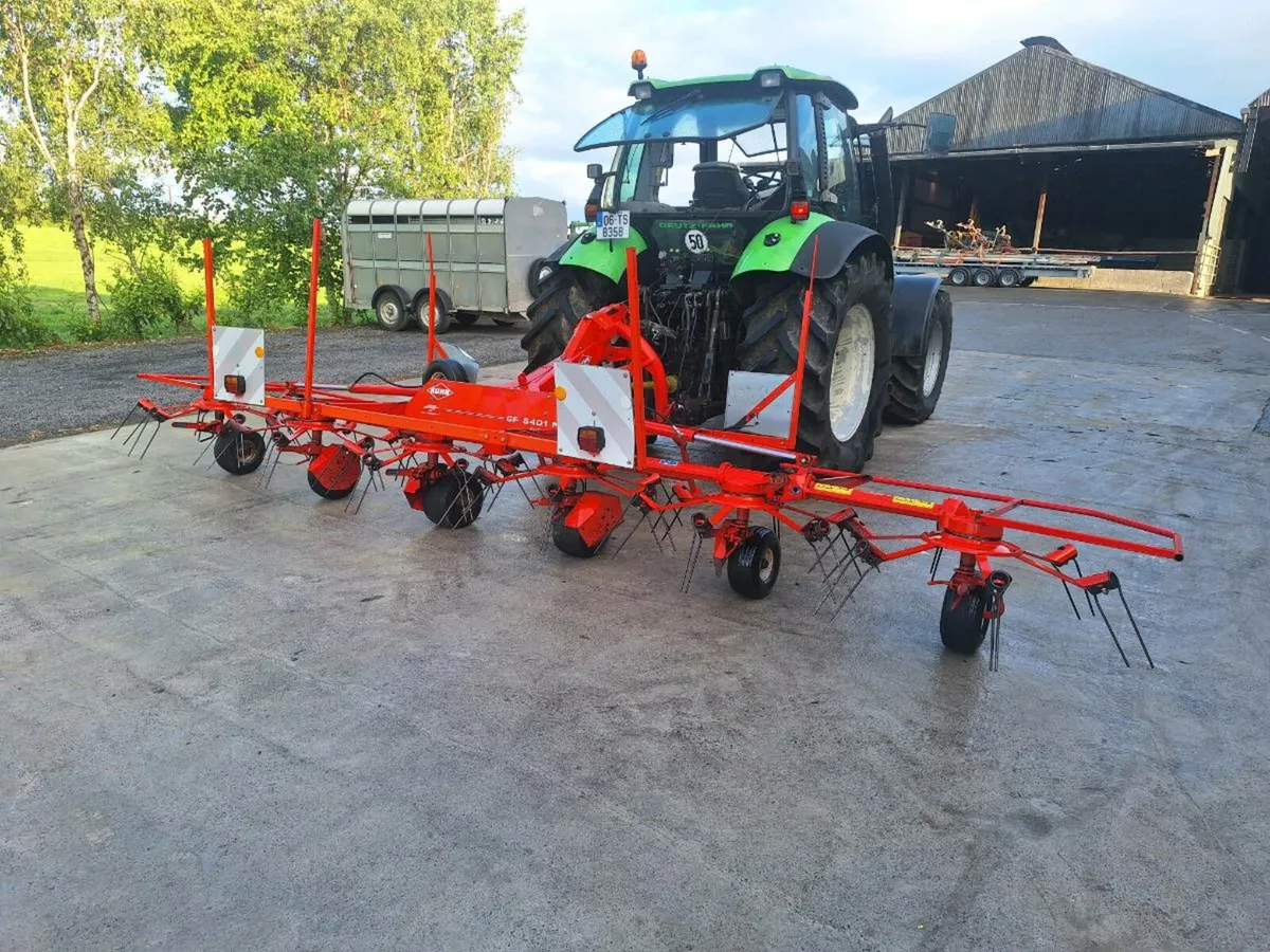 Kuhn GF6401 Tedder - Image 1