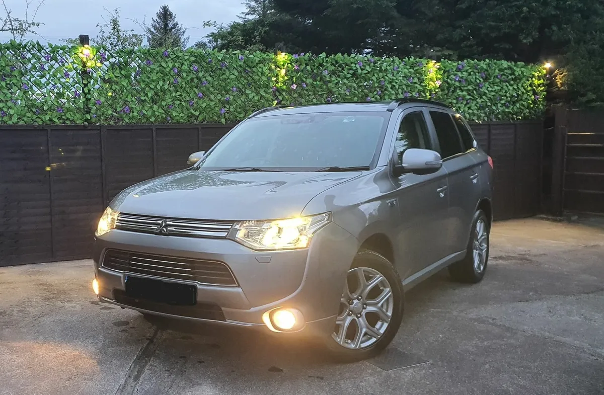 For Sale 2015 Mitsubishi Outlander 2.0 GX4H PHEV - Image 2