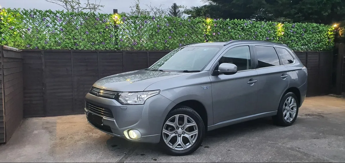 For Sale 2015 Mitsubishi Outlander 2.0 GX4H PHEV - Image 3