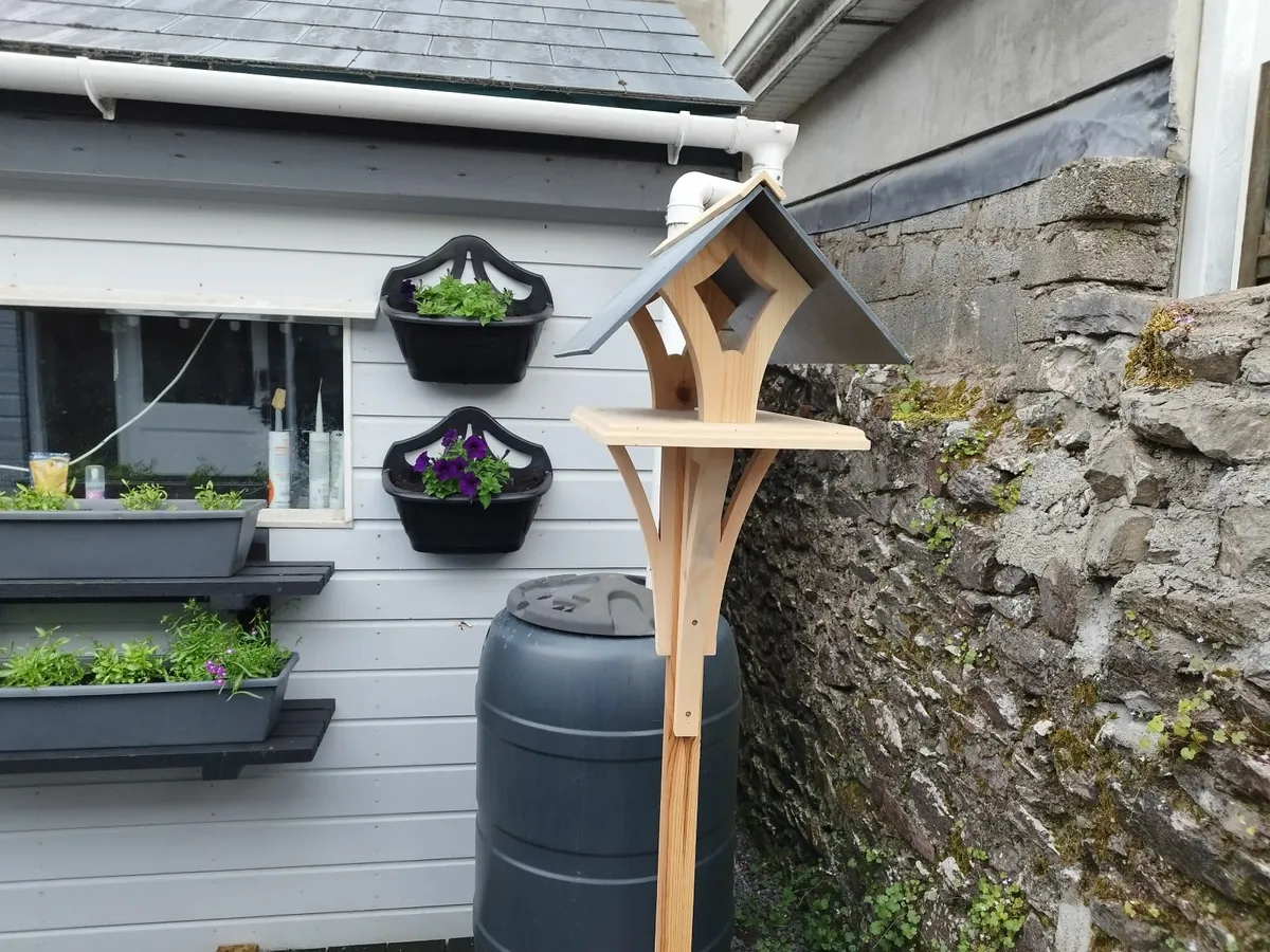Bird Table - Image 2