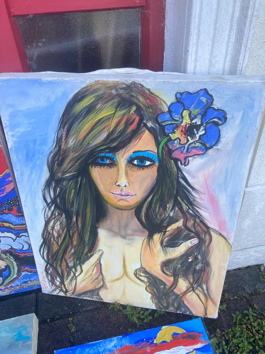 Collection of artwork signed - Image 3