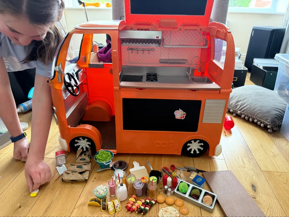 Our generation food truck - Image 1