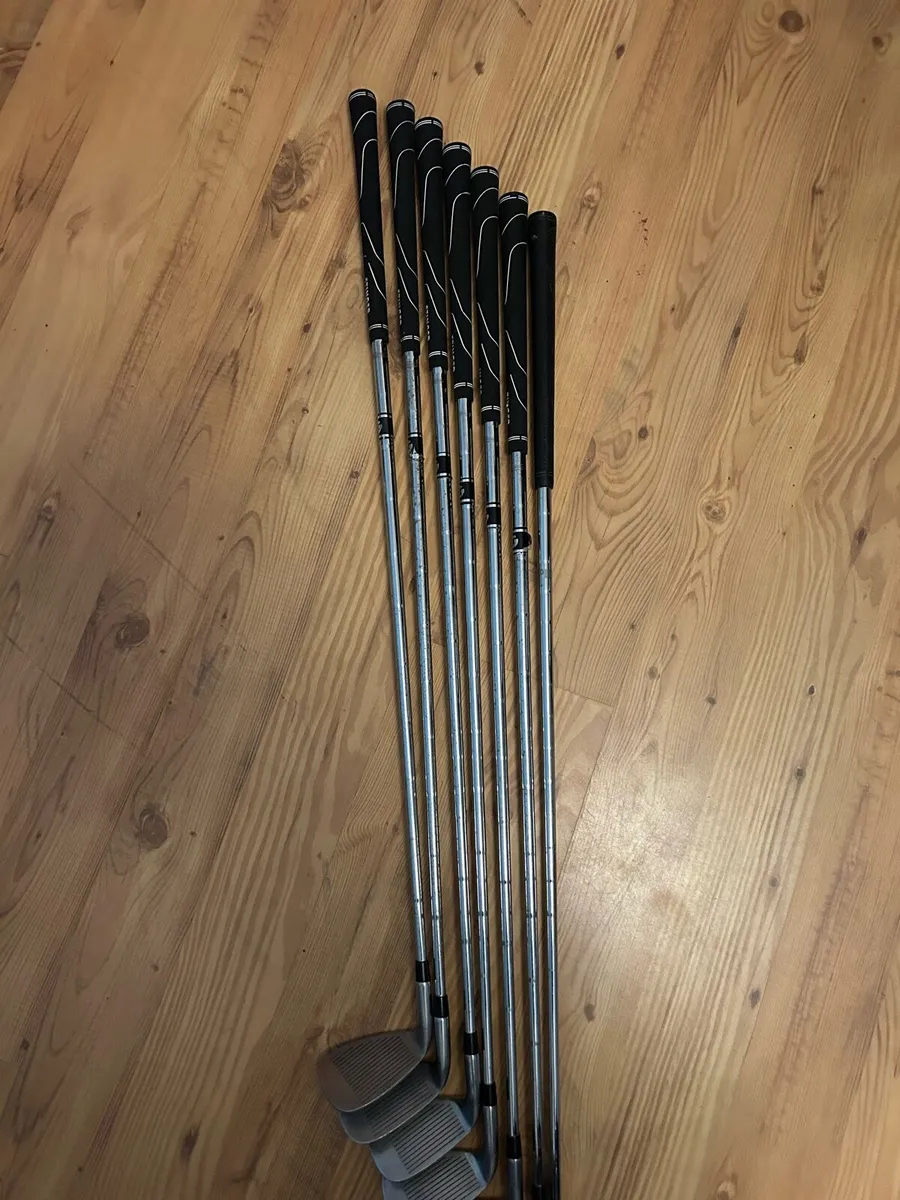 Golf irons - Image 2