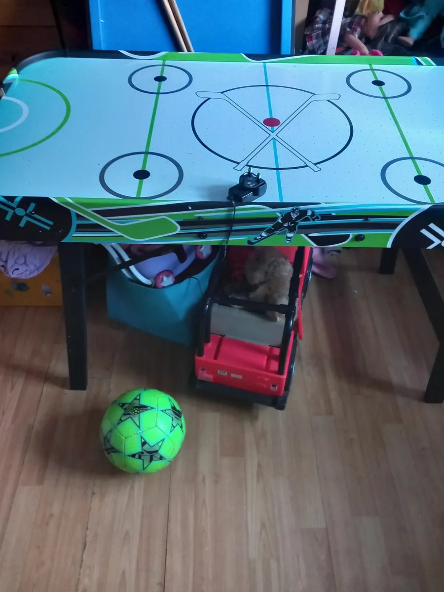 Toys - Image 1