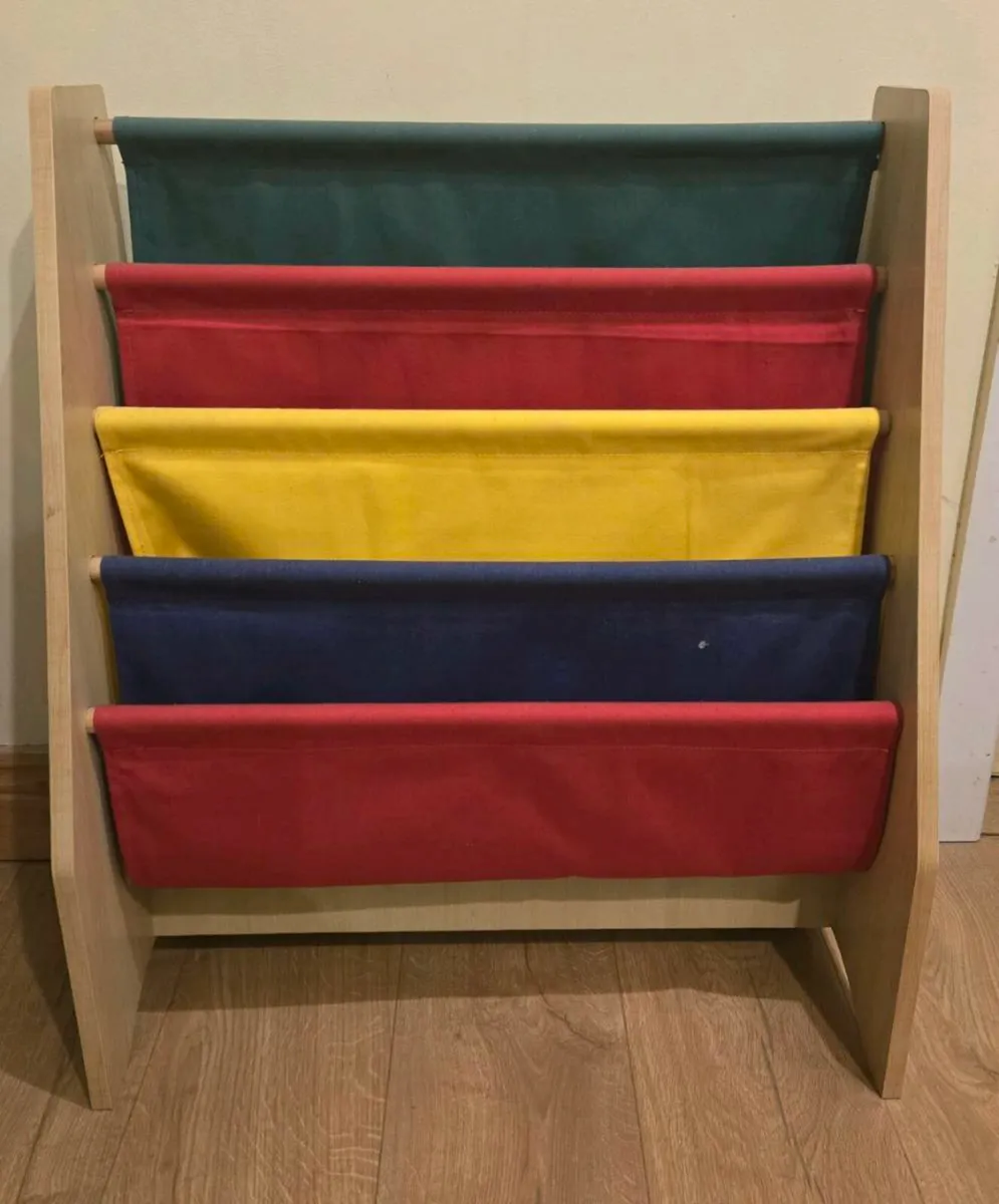 KidsKraft Sling Bookshelf - Image 1