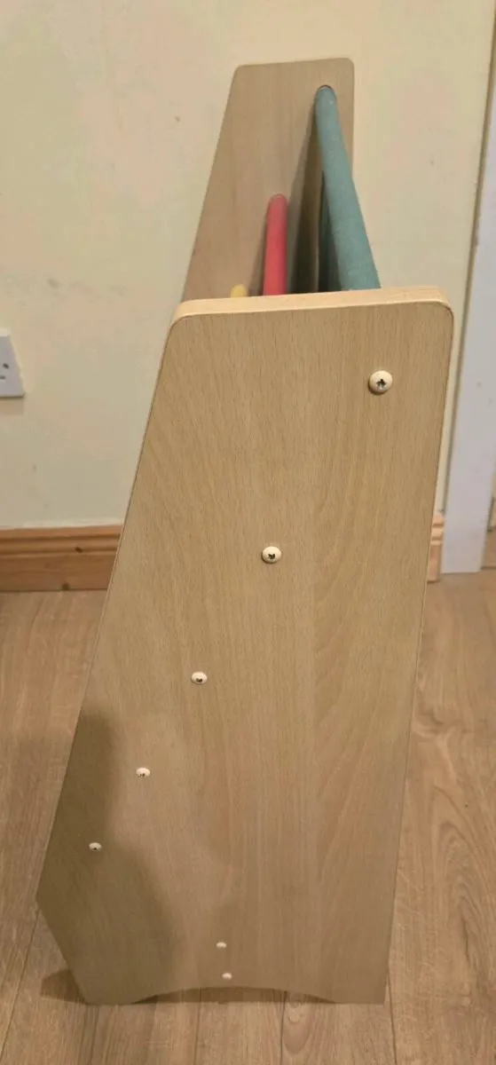 KidsKraft Sling Bookshelf - Image 2