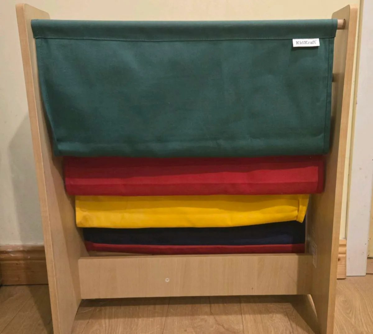 KidsKraft Sling Bookshelf - Image 3