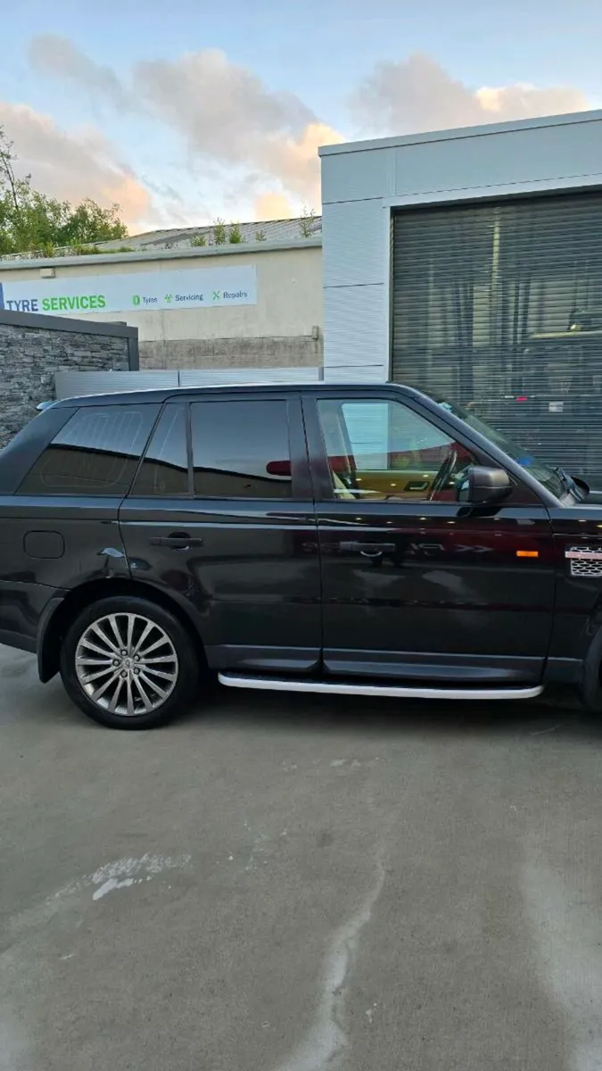Land Rover Range Rover - Image 3
