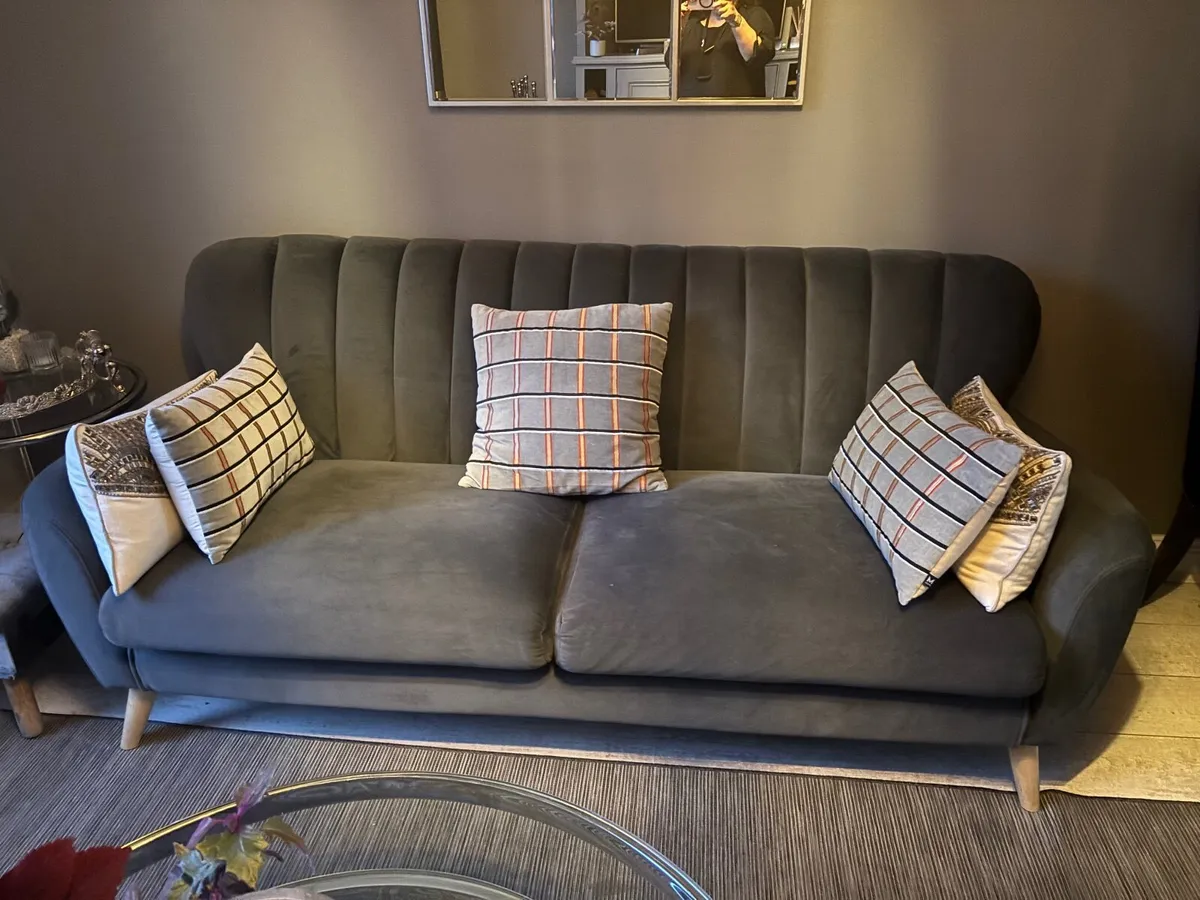 Sofa - Image 3