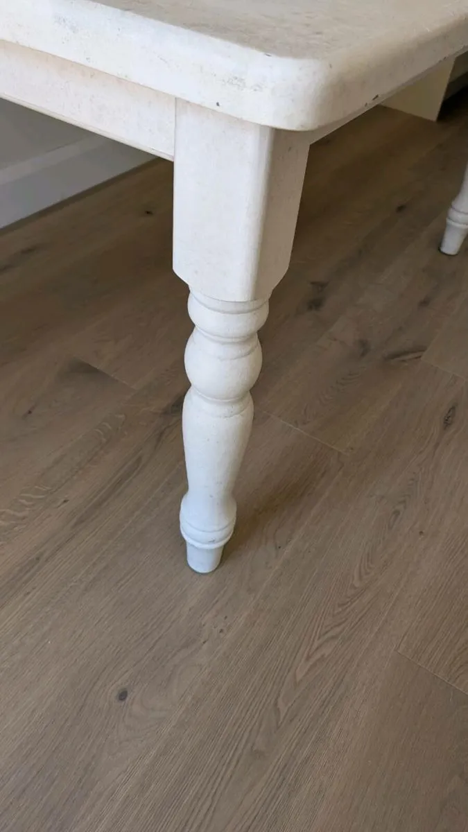 Solid Oak Kitchen table - Image 3