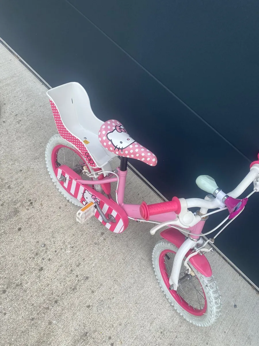 Girl’s bike with baby carrier - Image 2