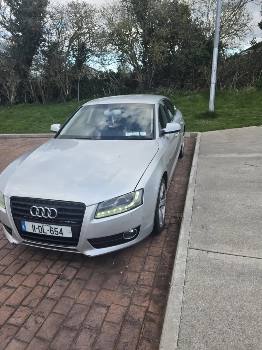 Car - Image 4